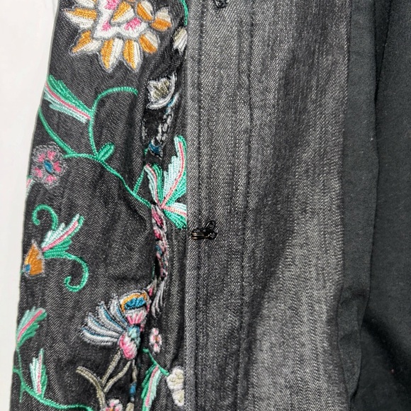 Dana Buchman Black Denim Floral Embroidery Shirt Jacket -16 - Picture 8 of 8